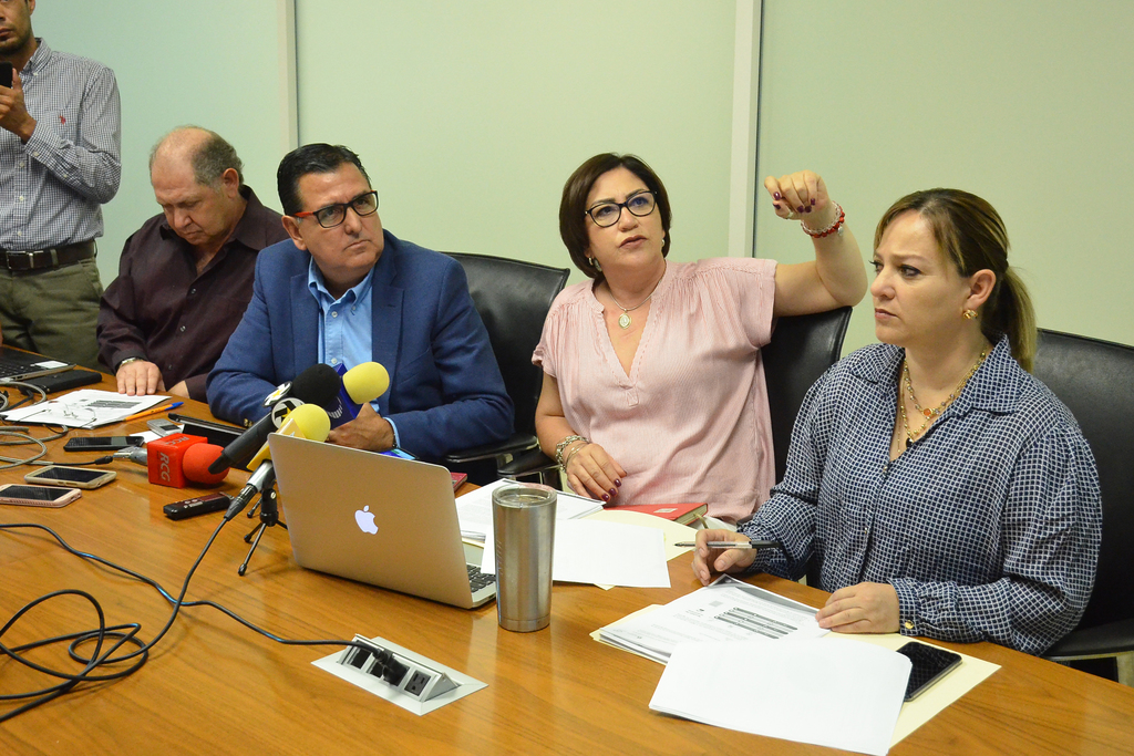 Los ediles de la bancada del PRI del Cabildo de Torreón denunciaron gasto excesivo en servicios personales y dijeron que en su momento se informó de las observaciones a la Tesorería Municipal. (FERNANDO COMPEÁN)