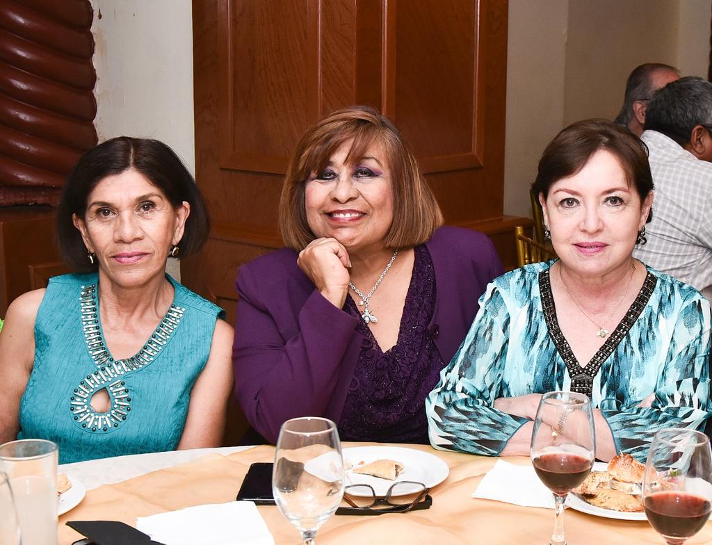 Sultani Giacomán, Irma Meraz y Carmen Máynez.