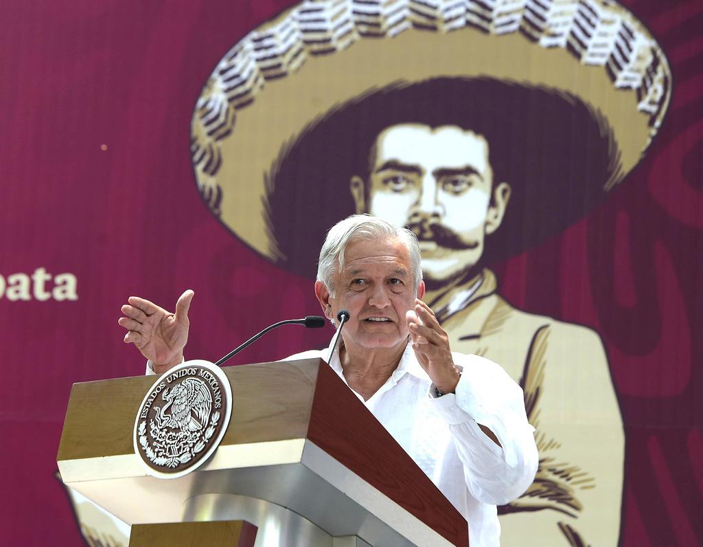 López Obrador se comprometió a 'emular' desde el Gobierno mexicano los ideales de justicia y de defensa de los campesinos que tenía el general Emiliano Zapata, asesinado hace 100 años. (EFE)