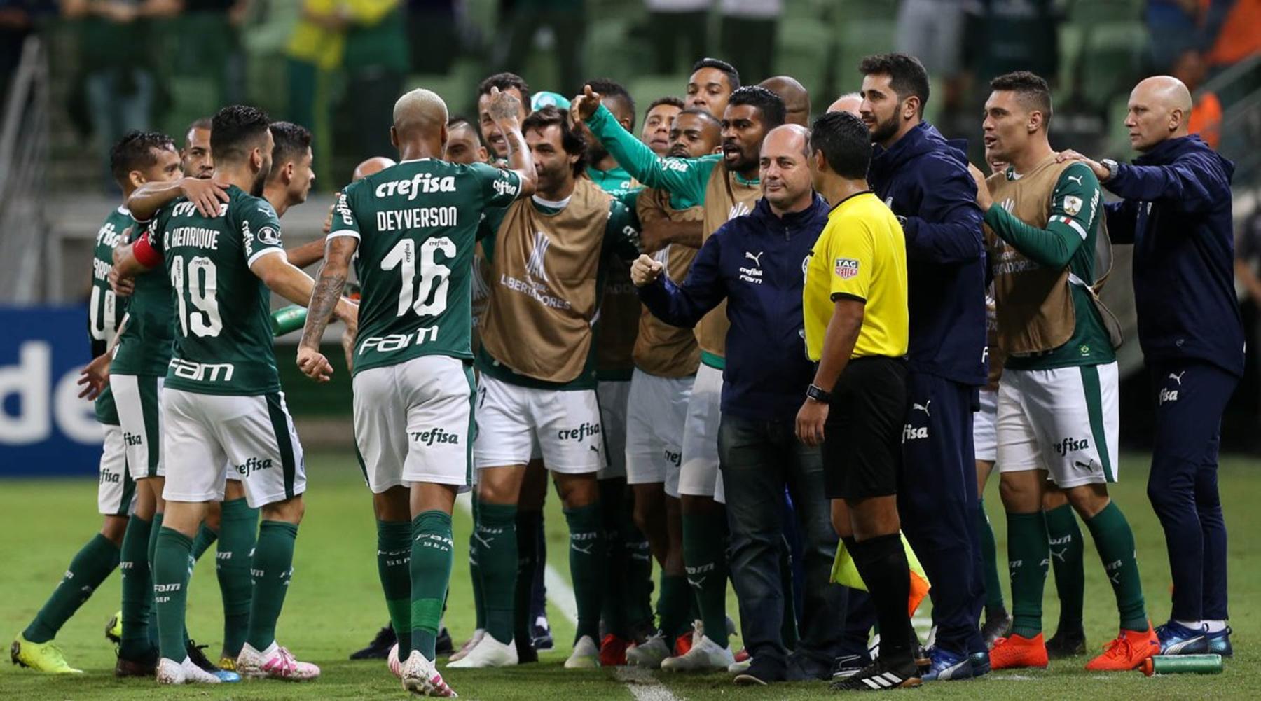 El club brasileño Palmeiras ganó ayer el partido de la Copa Libertadores que sostuvo ante el Atlético Junior de Barranquilla. (Especial)