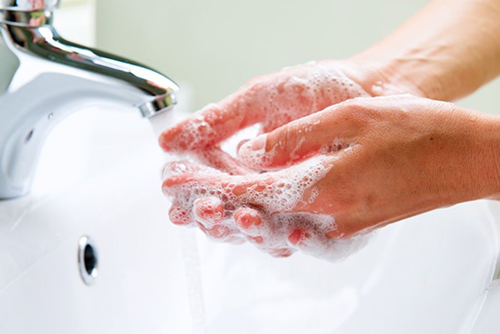 El lavado de manos uno de los métodos de higiene más importantes. (ARCHIVO) 
