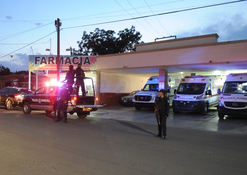 Bala perdida lesiona en el muslo a taxista en Gómez Palacio