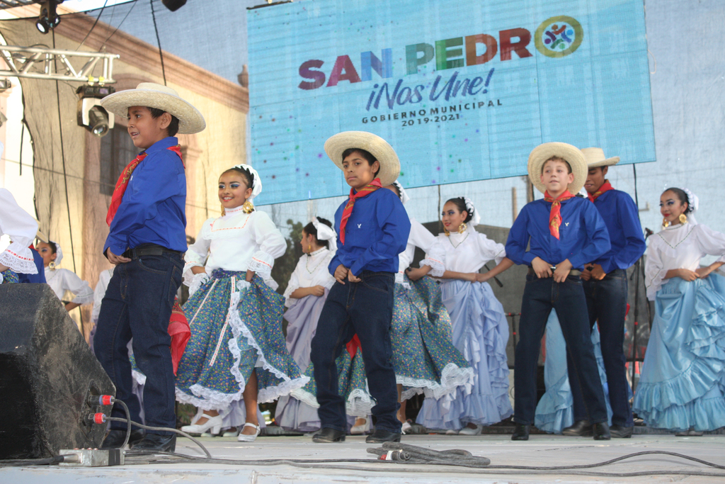 Se lleva a cabo el fin de semana el Festival Nacional de Danza Folclórica Mitote Irritila en San Pedro y otras sedes del estado de Coahuila, en el marco del aniversario 35 del grupo Nanchititla. (EL SIGLO DE TORREÓN/CLAUDIA LANDEROS)