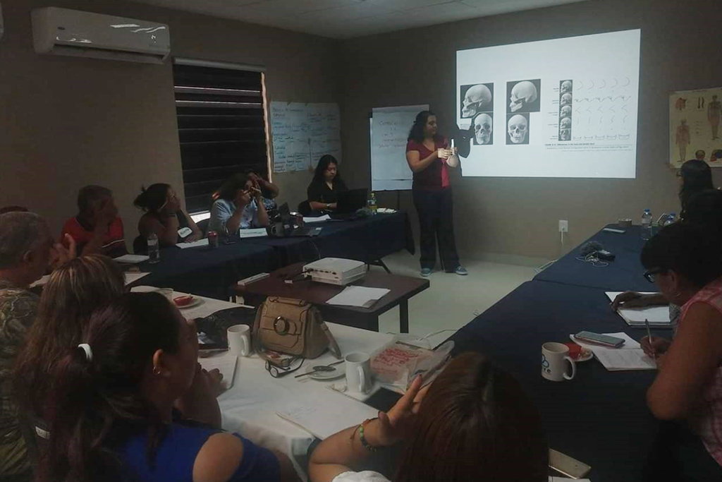 Durante seis días el Grupo Vida recibió un taller de capacitación sobre Pedagogía Forense, impartida por asociaciones civiles. (EL SIGLO DE TORREÓN) 