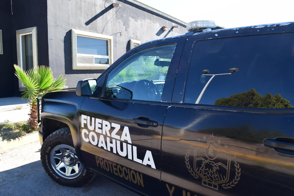 Aseguran vehículos y equipo táctico durante operativo en Coahuila