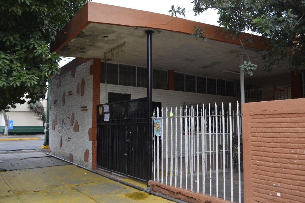 En la Comarca Lagunera de Coahuila son más de 206 mil alumnos, mil 400 escuelas de preescolar, primaria y secundaria los que hay en los municipios de Torreón, San Pedro de las Colonias, Francisco I. Madero y Viesca, así como 10 mil maestros. (ARCHIVO)
