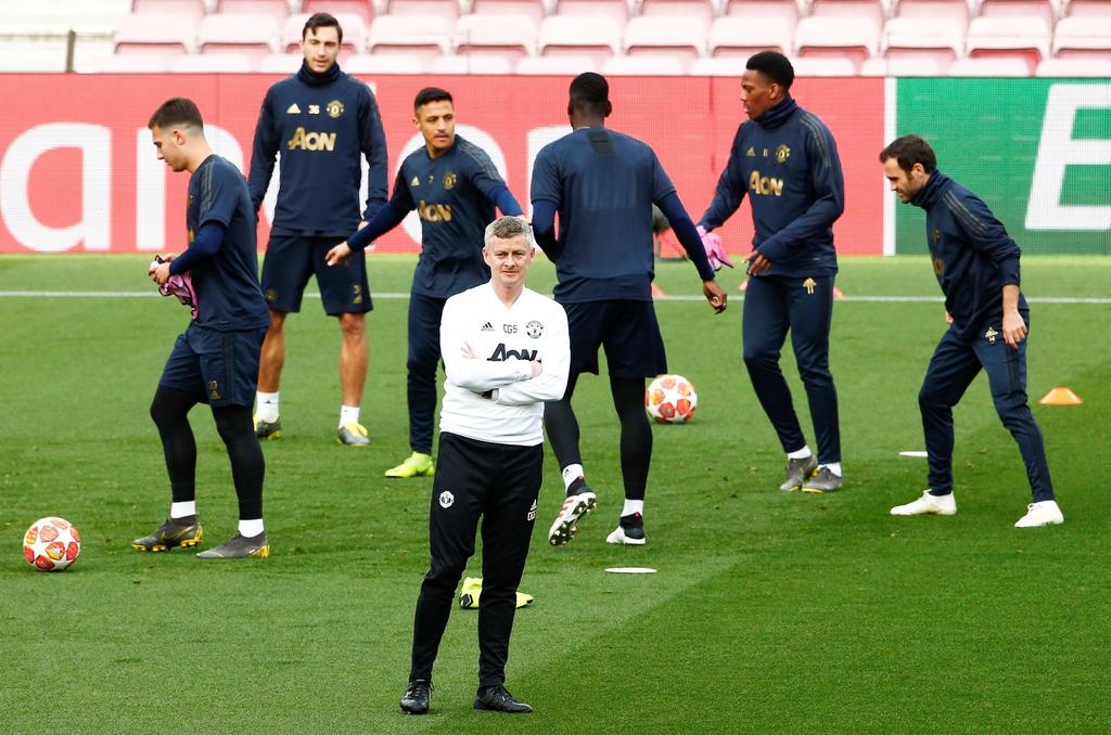 El entrenador del Manchester United, Ole Gunnar Solskjaer, dirigió ayer en el Nou Camp el entrenamiento previo al partido de vuelta.