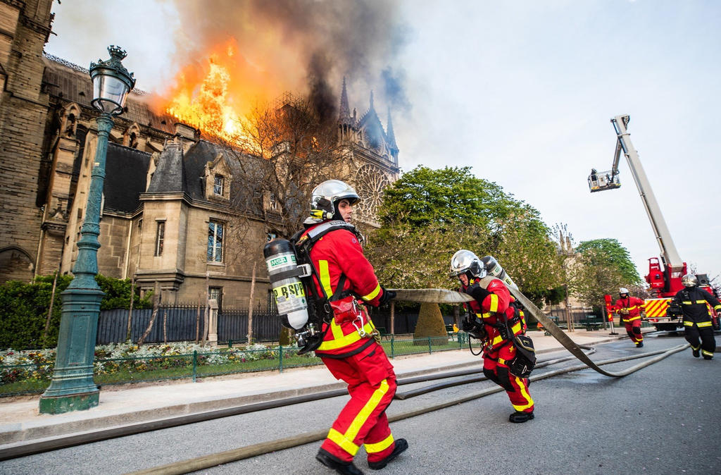 ¿Por qué fue tan difícil apagar el fuego en la catedral de Notre Dame?