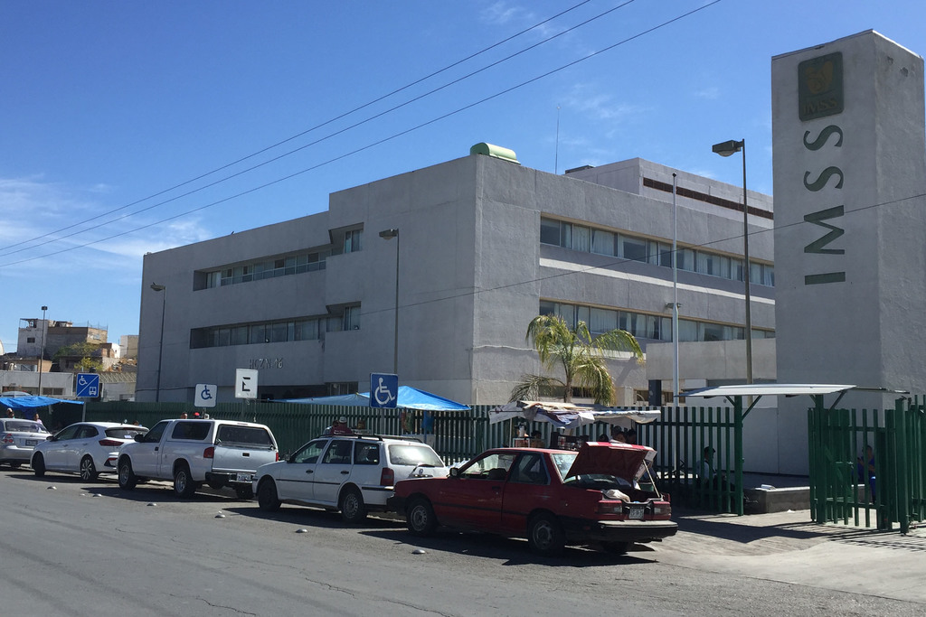 Las áreas de hospitalización y urgencias del IMSS en el estado de Durango laborarán con normalidad estos días Santos. (EL SIGLO DE TORREÓN)