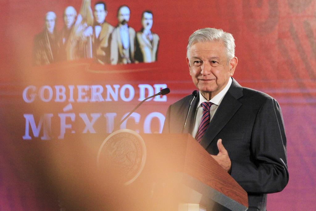 López Obrador aplaudió que las autoridades estén dando trámite a la denuncia y se proceda legalmente contra estas personas y otras más, y aseveró que éste también “es un signo de los nuevos tiempos”. (NOTIMEX) 
