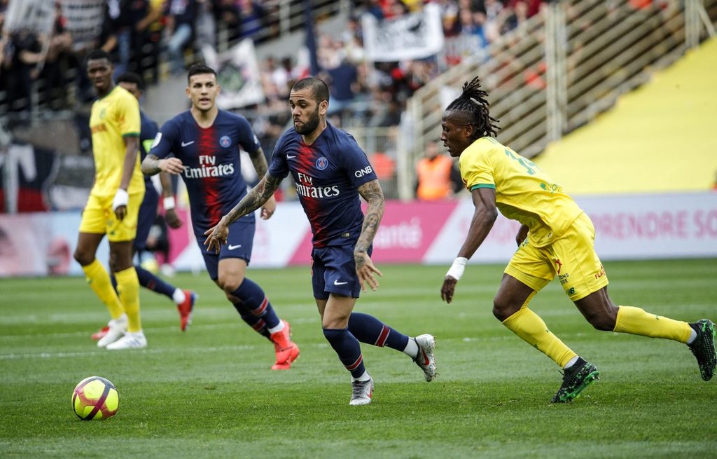 Paris Saint-Germain perdió 3-1 en su visita al Nantes, y necesitará algunos días más para poder celebrar el título de la Ligue 1.