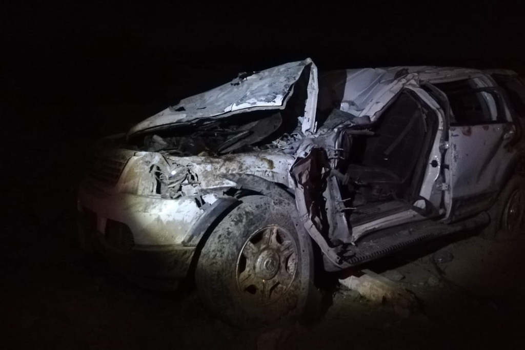 Camioneta se vuelca en carretera Torreón - Saltillo, hay seis lesionados y el conductor se encuentra en estado grave. (EL SIGLO DE TORREÓN)