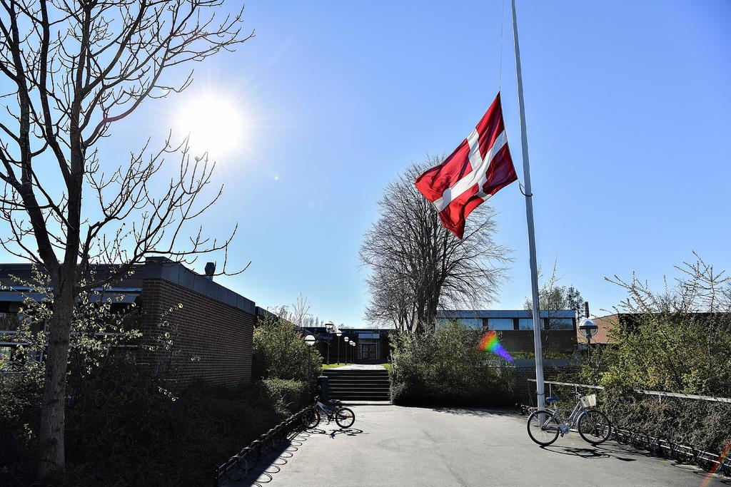 'El Ministerio de Exteriores puede confirmar que tres daneses han muerto en relación con los atentados terroristas. Los familiares han sido informados', señala un breve comunicado del Gobierno de Dinamarca. (EFE)