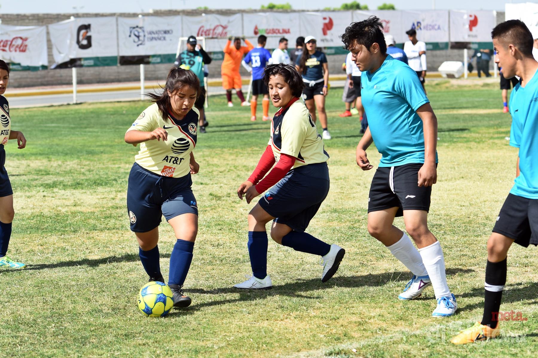 Ocho equipos tuvieron participación en el torneo “Todo Vien”, que debutó este año en la Copa Santos Peñoles. (Jesús Galindo)