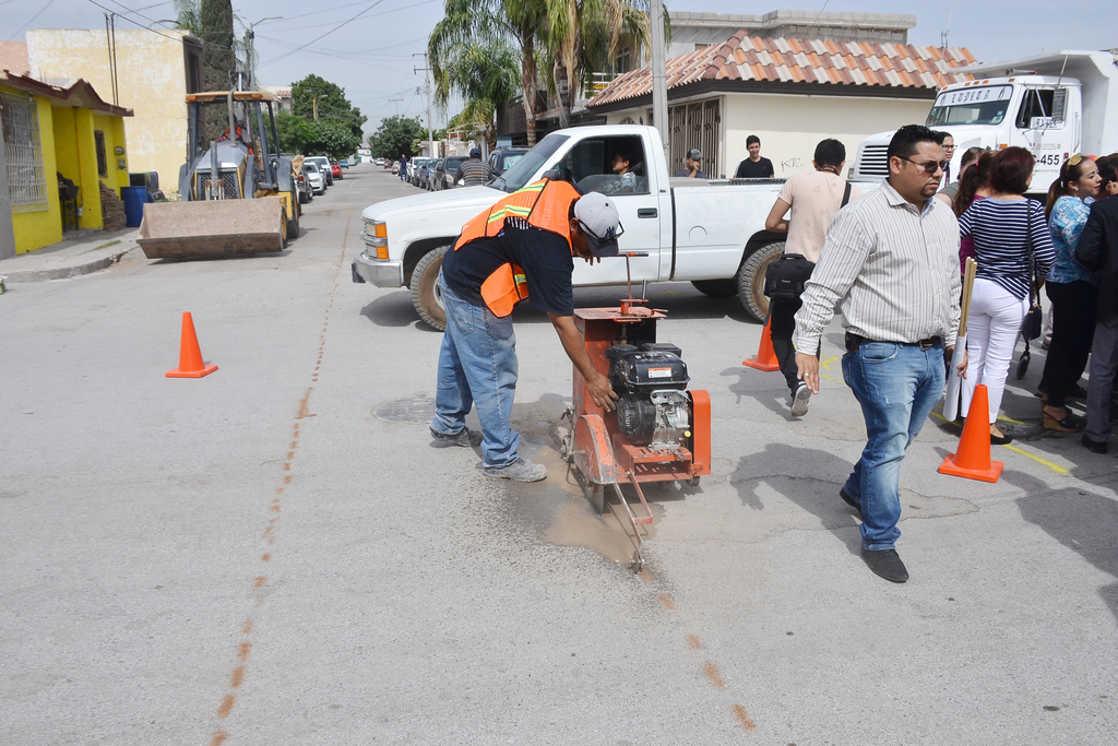Con estas obras de rehabilitación pretenden mitigar los efectos causados por las lluvias, tal y como sucedió el año pasado en Torreón. (FERNANDO COMPEÁN)