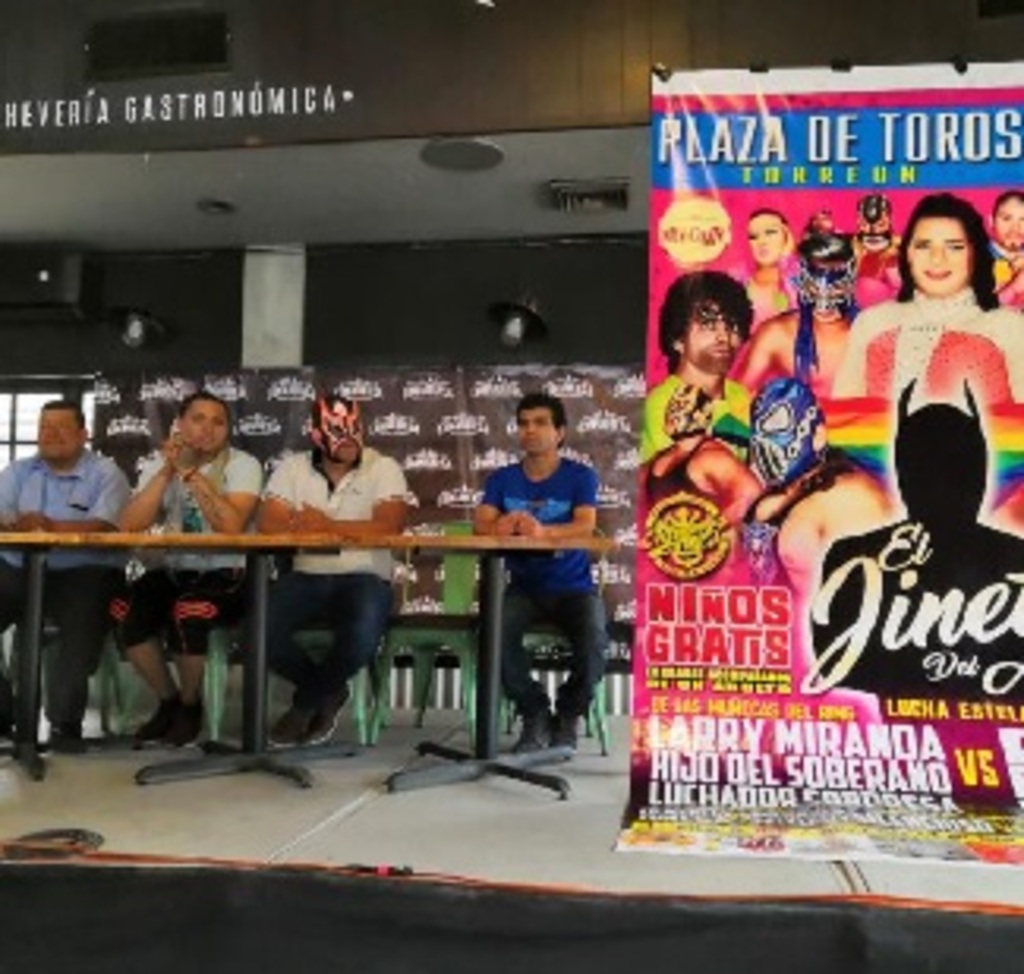 Promotores y luchadores dieron a conocer los detalles de esta función que marcará el debut en La Laguna para Myztezys junior. (ESPECIAL)