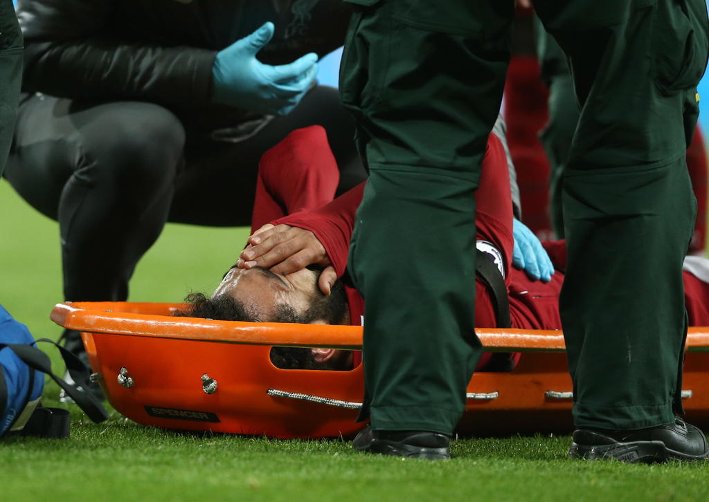El entrenador del Liverpool, el alemán Jurgen Klopp, se mostró tranquilo por el estado del egipcio Mohamed Salah, retirado en camilla tras un golpe en la cabeza con el portero del Newcastle y que fue sustituido por el belga Divock Origi. (EFE)