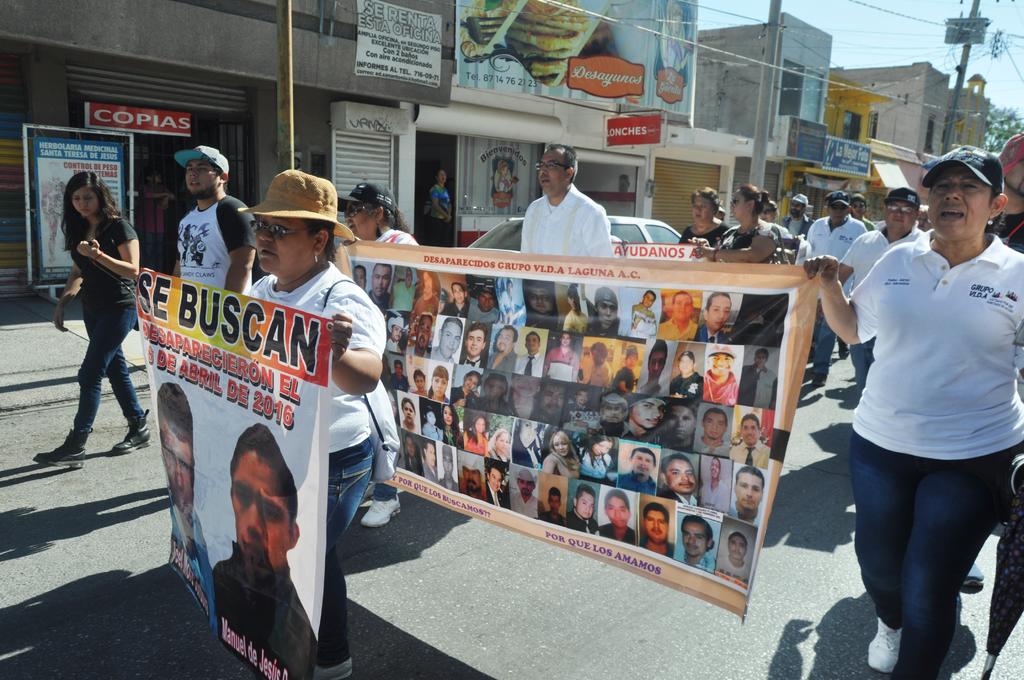 Cada año, madres de desaparecidos marchan en Torreón. (ARCHIVO) 