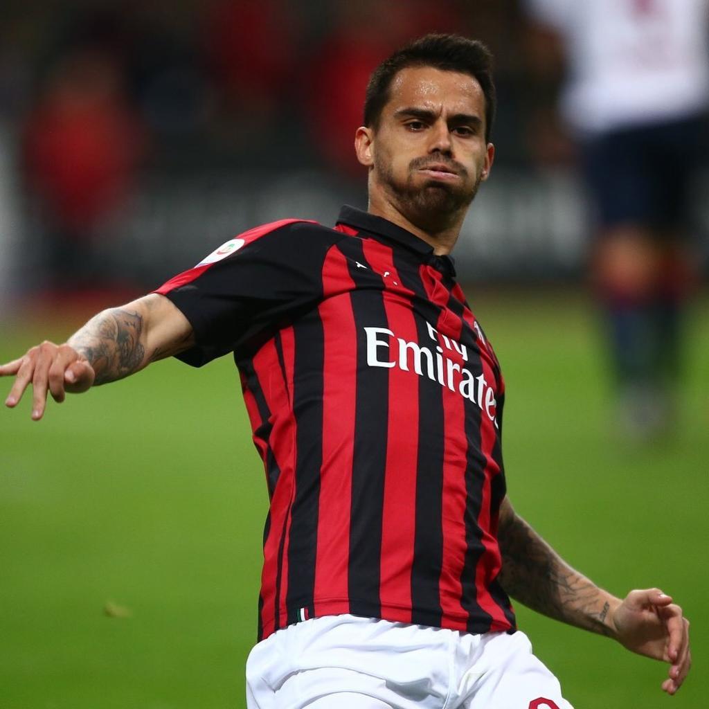 El Milan, con un gol del español Jesús Fernández Sáez, 'Suso', logró un trabajado triunfo por 2-1 este lunes contra el Bolonia. (ESPECIAL)