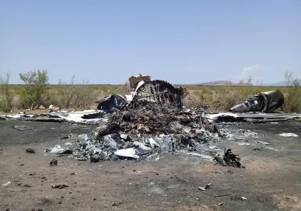 Confirman muerte de 13 personas en avión accidentado en Coahuila