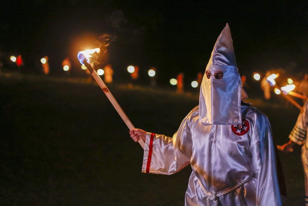 Hijastro de líder del KKK es declarado culpable de homicidio