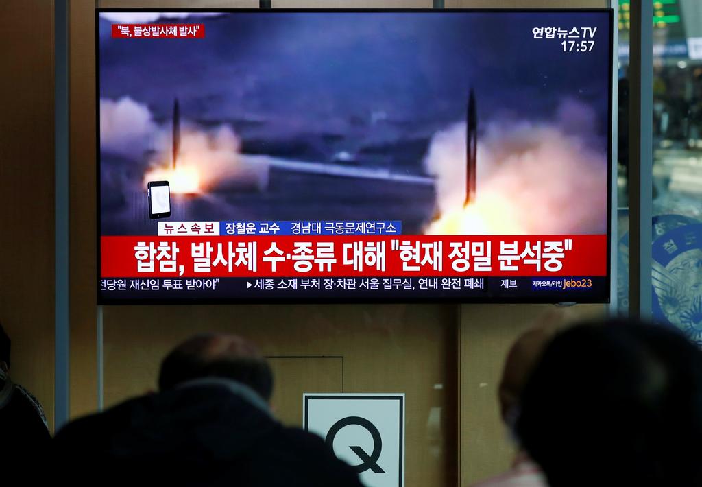 La inteligencia estadounidense y surcoreana está llevando a cabo 'un análisis detallado' del lanzamiento. (EFE)