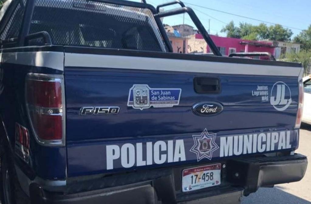 El Ayuntamiento de San Juan de Sabinas informó por su parte que el elemento de la Dirección de Seguridad Pública lesionado, es un oficial de 30 años de edad, herido de bala en la cabeza y un hombro. (ARCHIVO)
