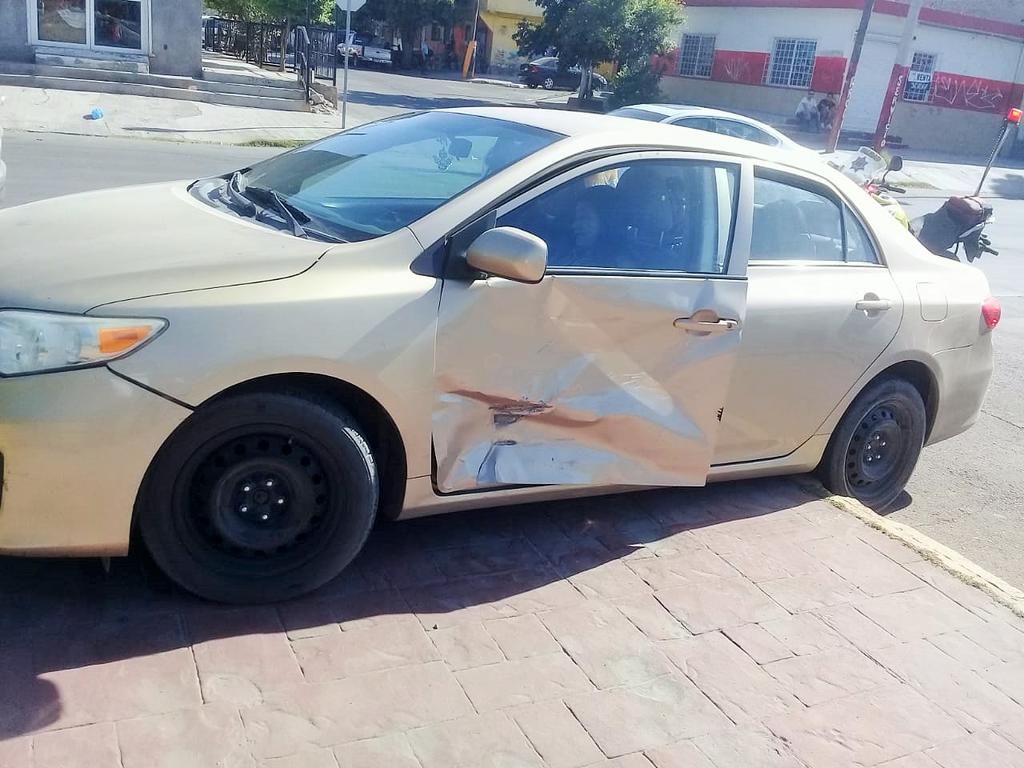 Protagonizó un accidente vial en la colonia Moderna de la ciudad de Torreón. (EL SIGLO DE TORREÓN)