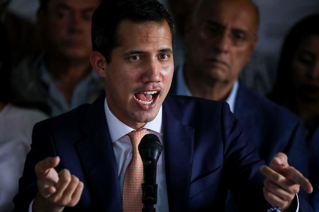El líder opositor reiteró también que todas las opciones y mecanismos para lograr una solución a la crisis en Venezuela, y que a su juicio pasa por un cambio de Gobierno, deben ser evaluados 'responsablemente'. (AP)
