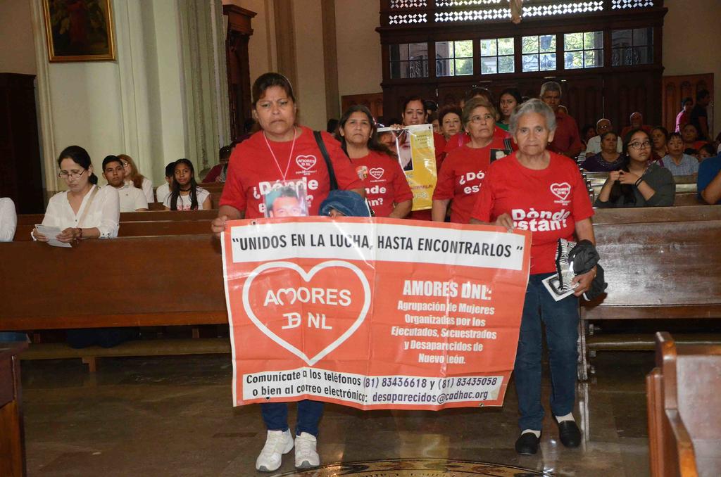 Una vez más, como lo vienen haciendo desde hace 10 años en este día, madres de desaparecidos realizaron una marcha para exigir la búsqueda o presentación de sus hijos. (ARCHIVO)