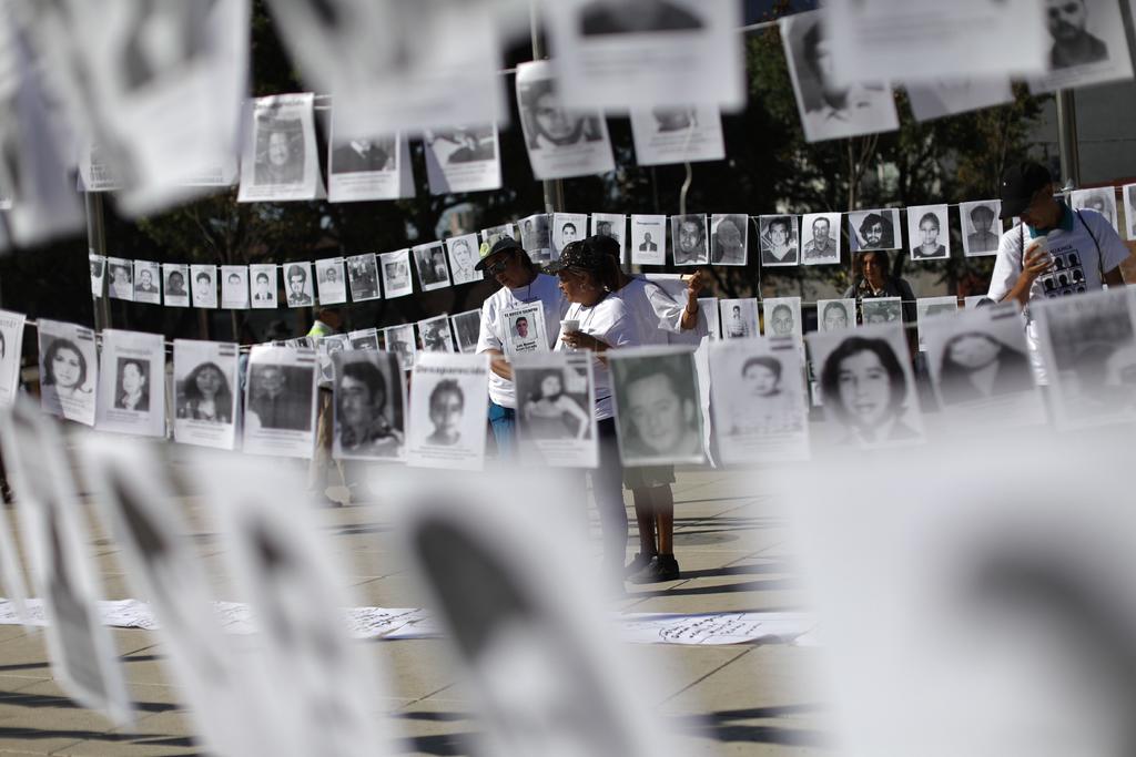 Es imposible calcular cuántas madres sufren esta tragedia en México, pero según fuentes oficiales ya suman 40,000 casos, 26,000 cuerpos sin identificar en morgues y 1,300 fosas clandestinas. (EFE)