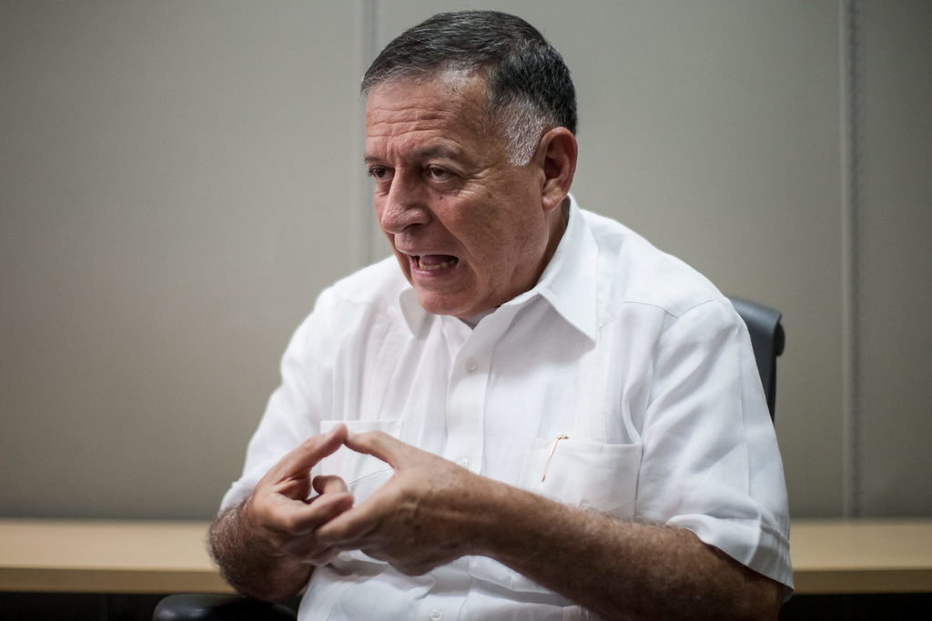 Arias Cárdenas fue propuesto por el presidente Nicolás Maduro para ser embajador venezolano en México.