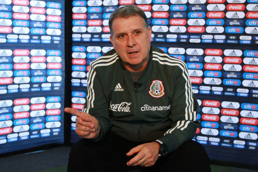 Martino manifestó que, al tener menos jugadores de fuera en los distintos planteles nacionales, haría una mejora en cuanto a la calidad de los elegido para la Selección mexicana. (ARCHIVO)