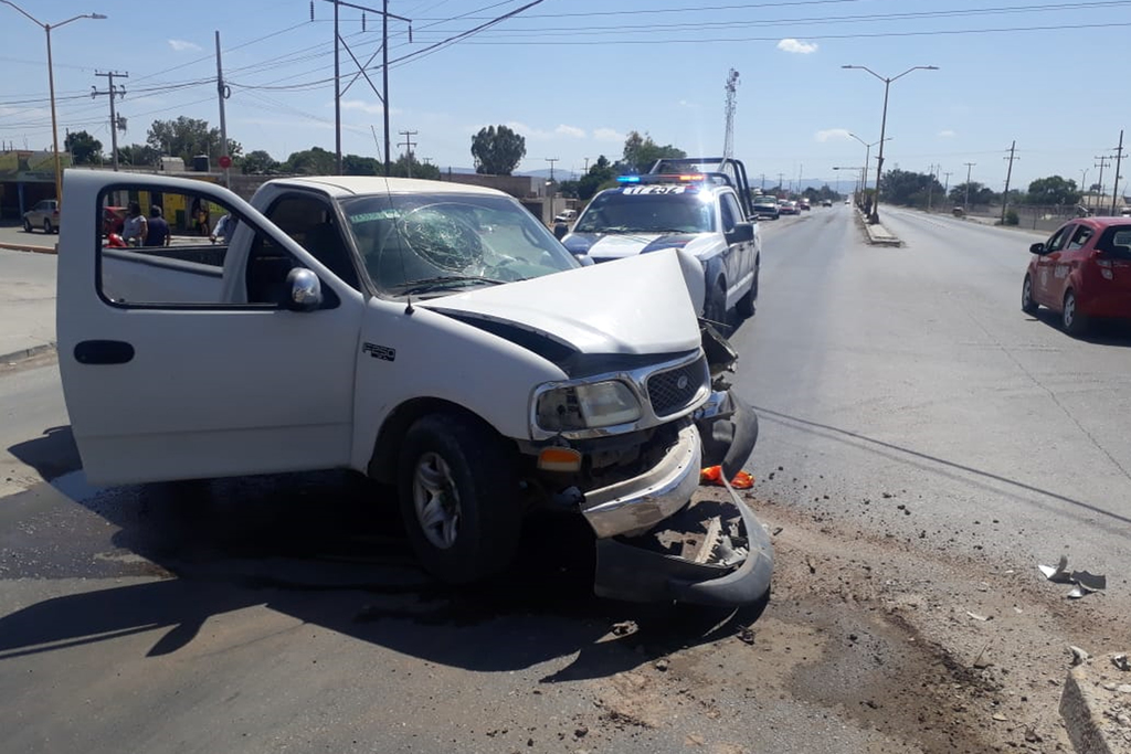 Reportan dos accidentes viales en el municipio de Matamoros; el primero de ellos con dos personas lesionadas. (EL SIGLO DE TORREÓN)