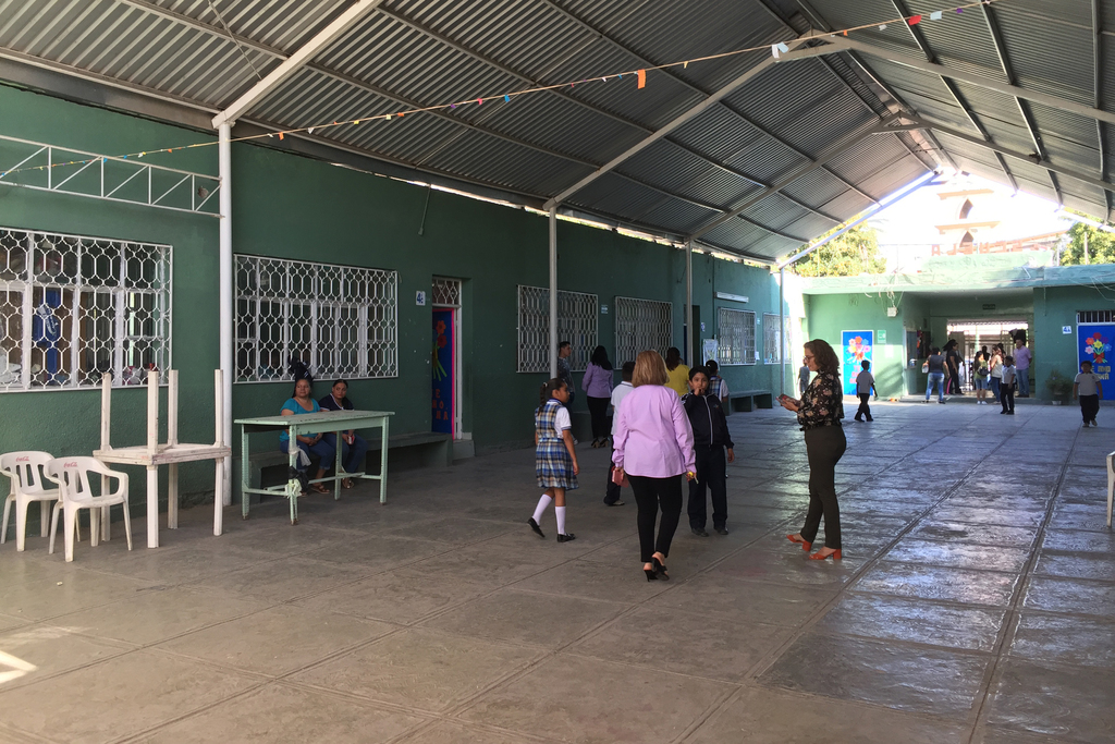 La escuela primaria realizará un baile con el que buscan reunir fondos para las instalaciones.