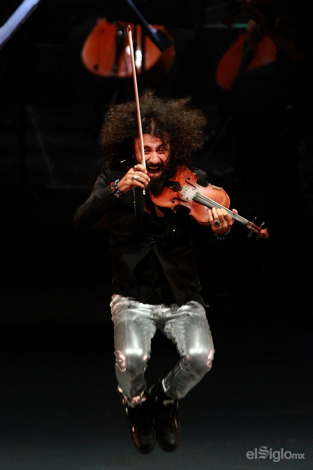 Global. El violinista suele llegar hasta los confines del mundo en sus giras. (ESPECIAL)