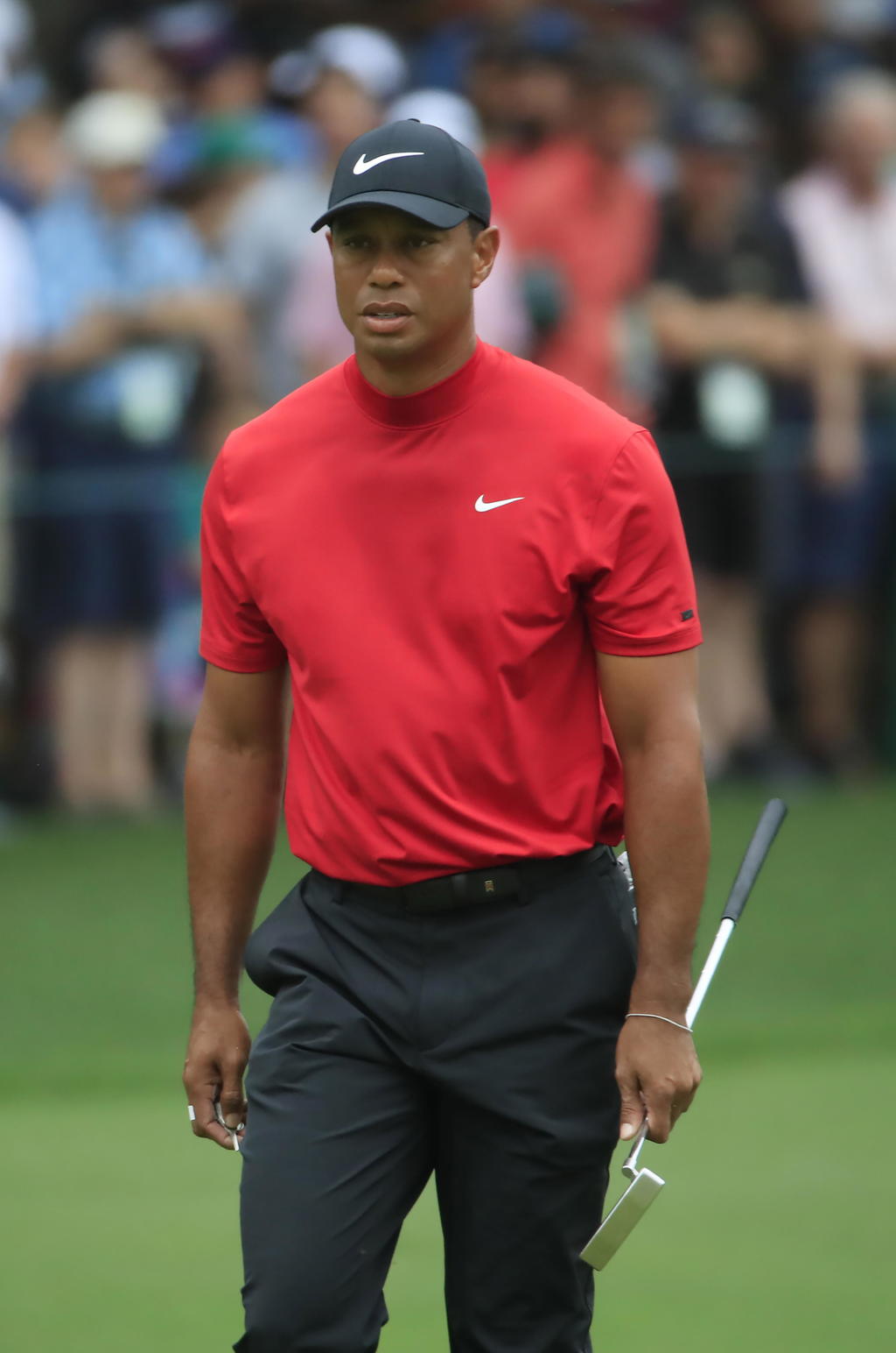 Demandan a Tiger Woods por muerte de empleado