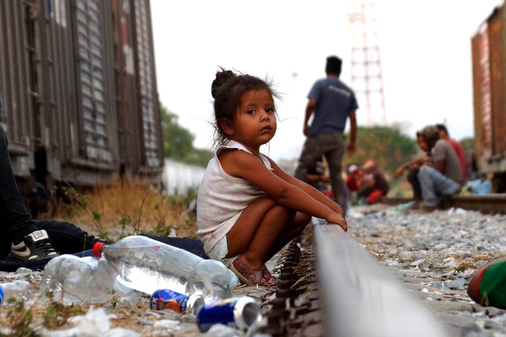 La ONU busca prevenir la migración irregular para proteger a los menores que salen de sus países por miedo e inseguridad. (AGENCIAS)