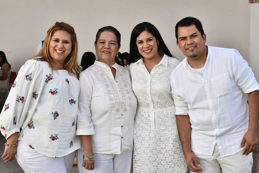 Sandra López, Diana Galaviz, Rebeca Rivera y Ernesto González.
