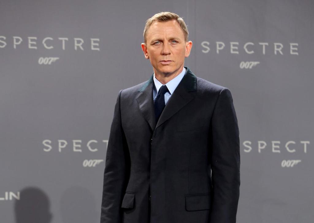 Se lastima. El rodaje de James Bond se suspendió temporalmente; Daniel Craig se lesionó un tobillo. (ESPECIAL)