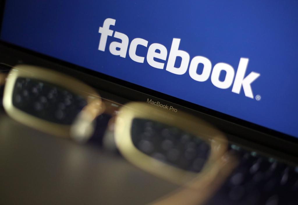 Facebook endurece medida para evitar 'lives' con contenido de violencia y odio. (ARCHIVO)
