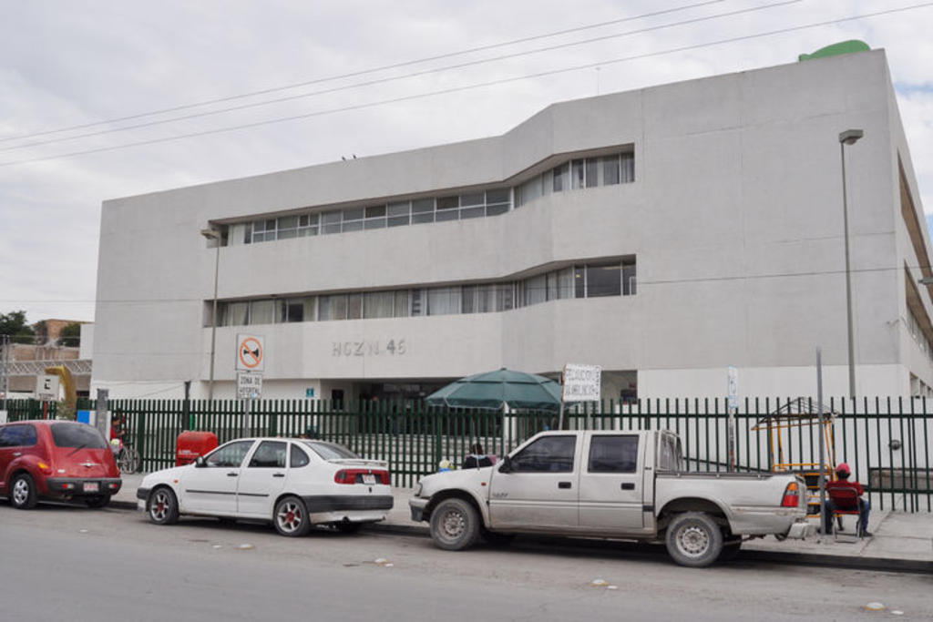 El hombre fue trasladado a la clínica 46 del IMSS en Gómez Palacio. (ARCHIVO) 