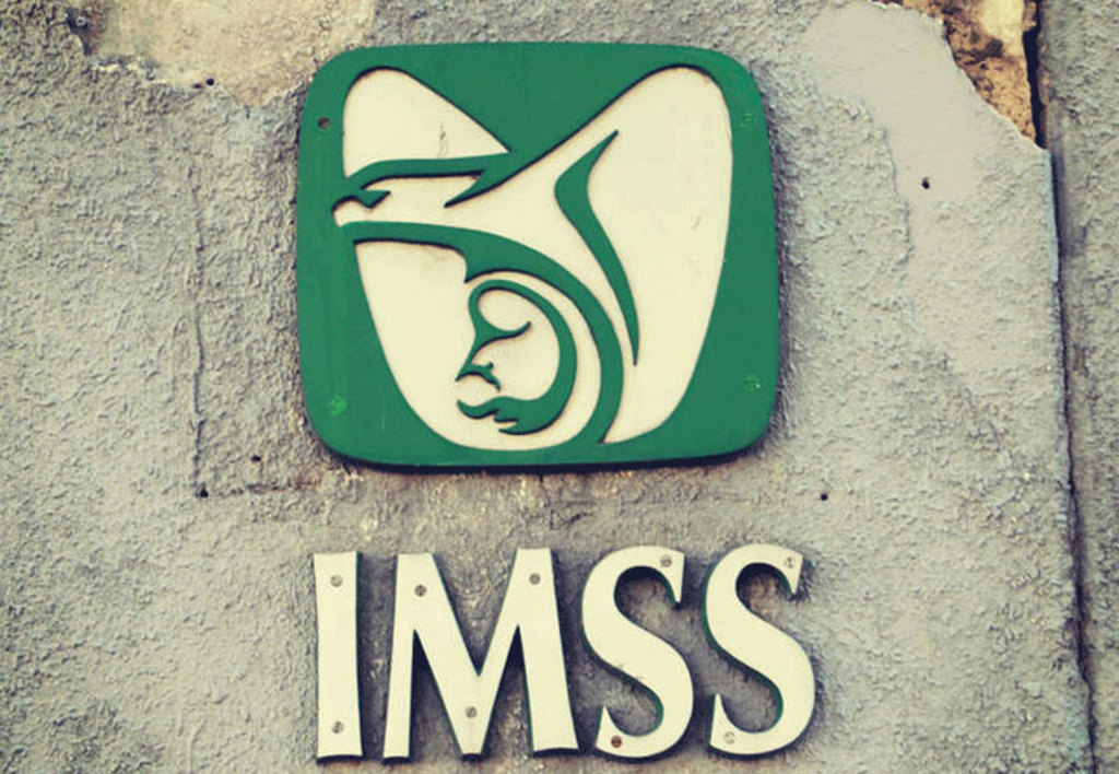 El secretario del Sindicato Nacional señaló que el IMSS está debajo de la norma internacional en cuanto a número de médicos .