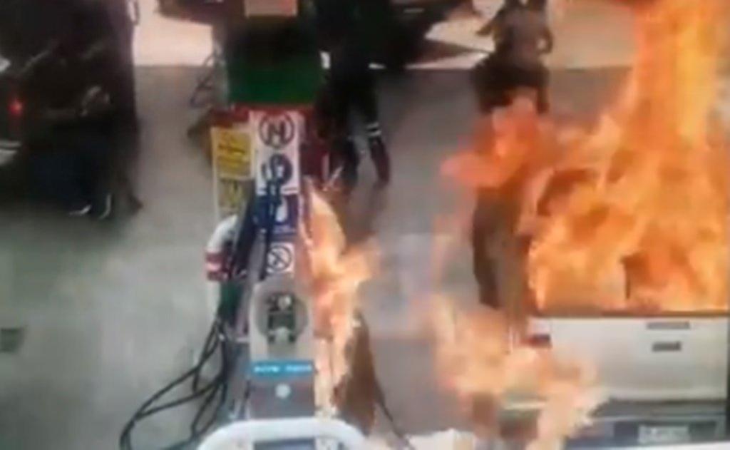 Incendio en gasolinera deja dos heridos en Querétaro