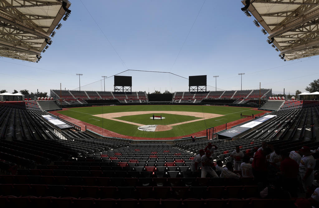 La MLB quiere llevar cuando menos una serie a la CDMX en el estadio de los Diablos Rojos. (AGENCIA)