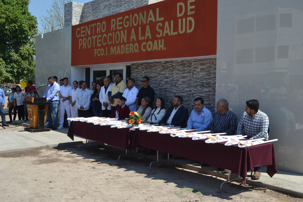 Llevan a cabo la inauguración oficial del Centro Regional de Atención a la Salud de Madero. (EL SIGLO DE TORREÓN/CLAUDIA LANDEROS)