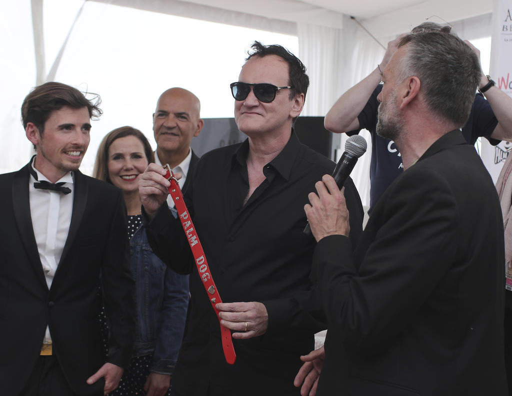 Tarantino se alzó con el premio Palm Dog, que se entrega anualmente a los astros caninos. (AP)