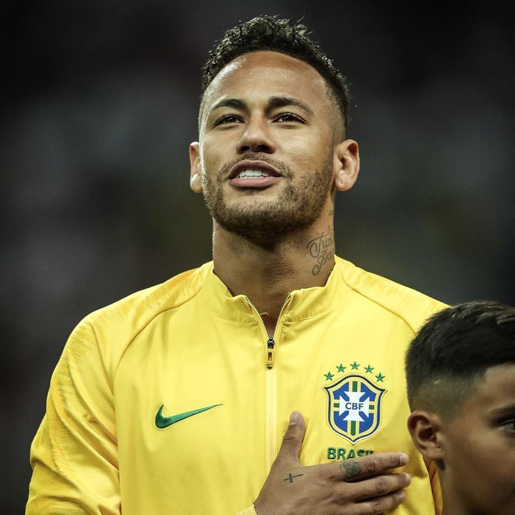 Neymar fue liberado por el PSG debido a que, como aún cumple una suspensión por su agresión a un aficionado, no puede ser alineado en el partido del domingo. (ESPECIAL)