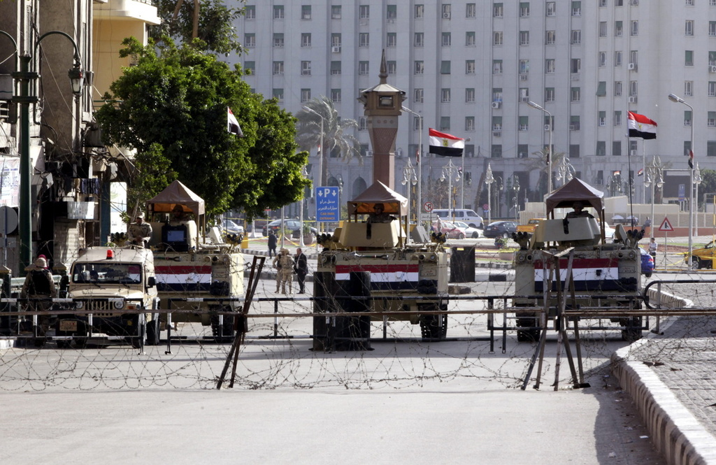 Las Fuerzas Armadas egipcias y el grupo terrorista Estado Islámico son acusados de crímenes de guerra. (ARCHIVO)