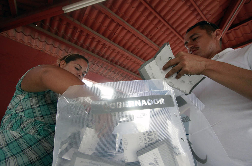 El consejero presidente del Instituto Estatal Electoral de Baja California (IEEBC), Clemente Ramos Mendoza, aseguró que el próximo 2 de junio esperan tener una participación ciudadana en las urnas mayor al 40 por ciento. (ARCHIVO)